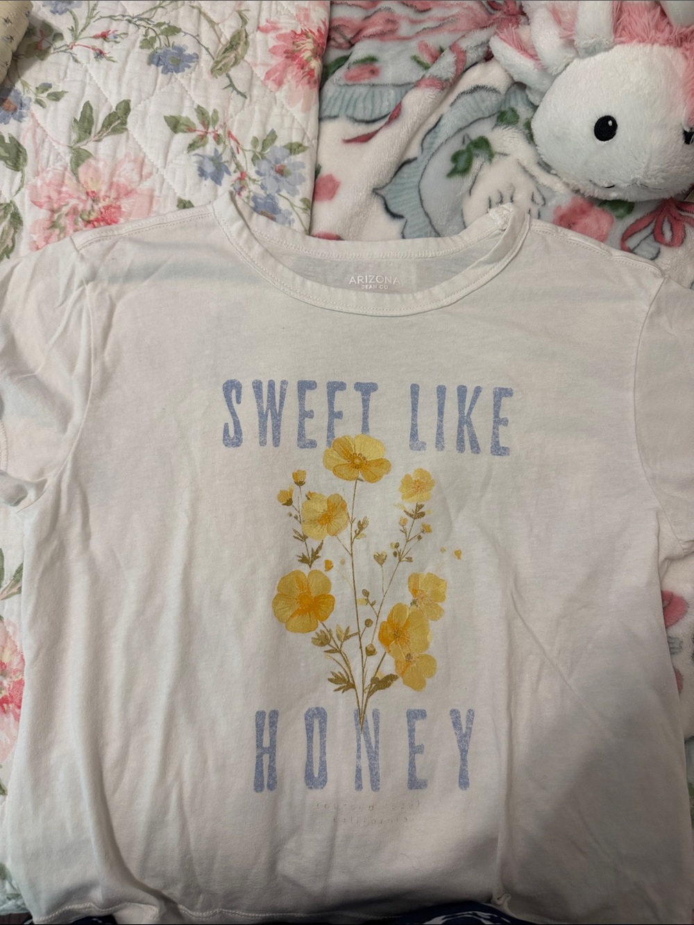 Arizona Jean Company graphic “Sweet Like Honey" NWOT